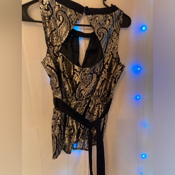 Black and gold sparkly top - Picture 3 of 3